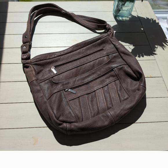 Elegant Brown Leather Satchel - Picture 1 of 6